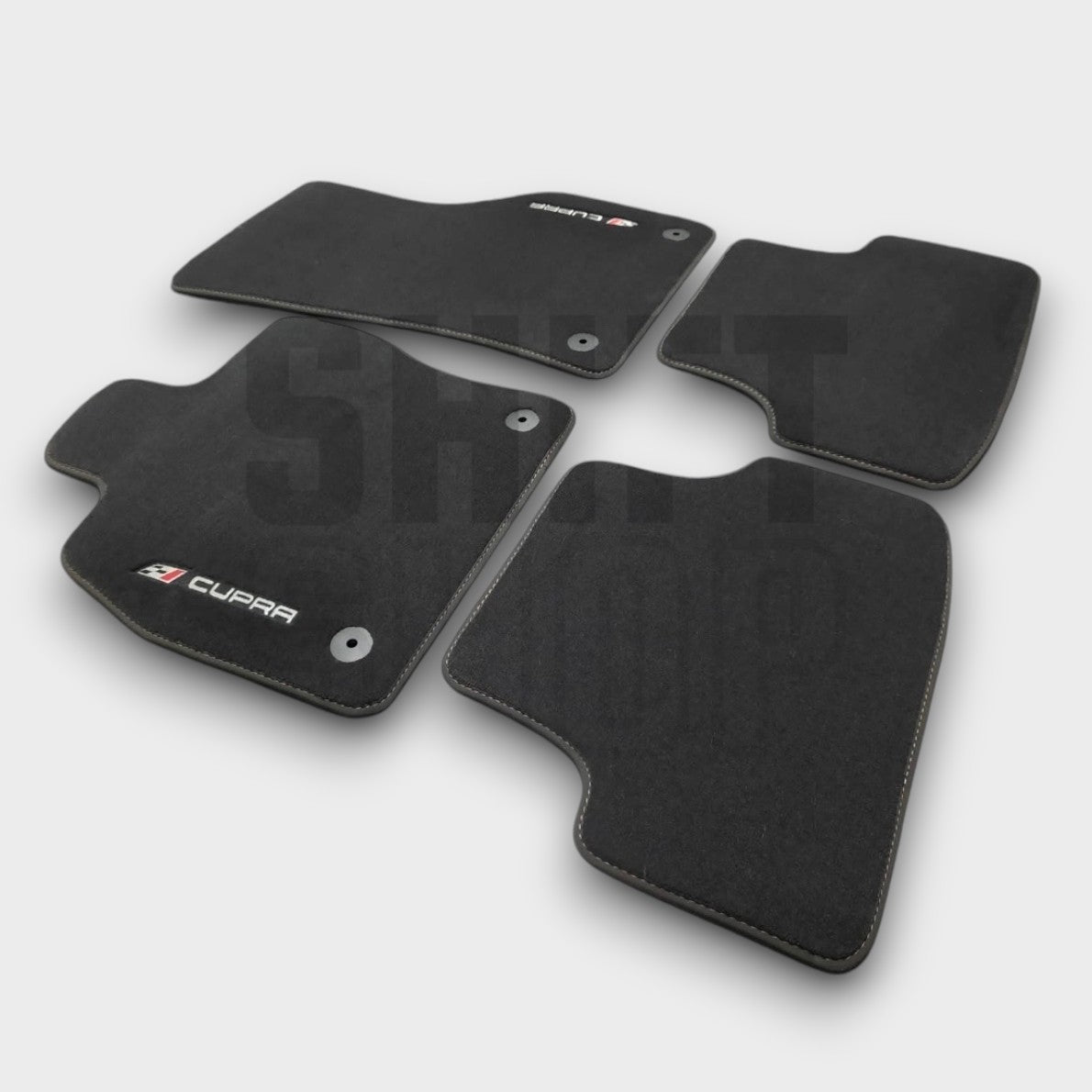 Custom-made mats compatible with Seat Leon